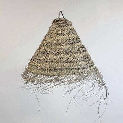 Luminária Cone de Capim-Marinho