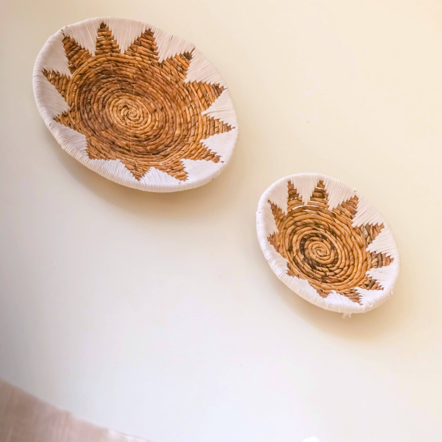 Conjunto de Pratos de Parede Redondos Boho Adari